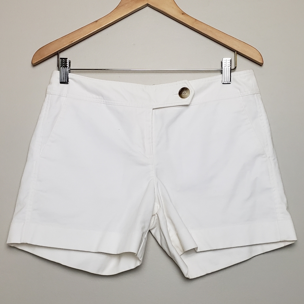 Ann Taylor Signature Fit Cream/White Sz 4 Shorts